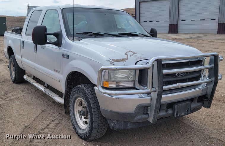 image for item LV9394 2003 Ford F250 Super Duty Lariat  Crew Cab pickup truck