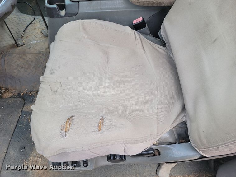 image for item LV9394 2003 Ford F250 Super Duty Lariat  Crew Cab pickup truck