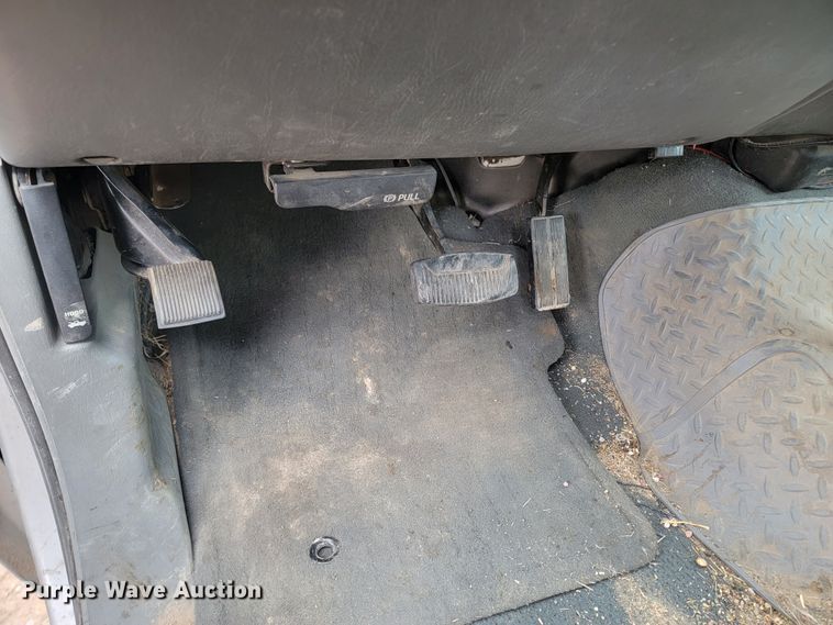 image for item LV9394 2003 Ford F250 Super Duty Lariat  Crew Cab pickup truck