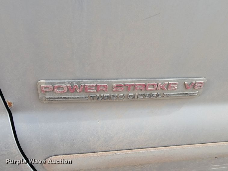 image for item LV9394 2003 Ford F250 Super Duty Lariat  Crew Cab pickup truck