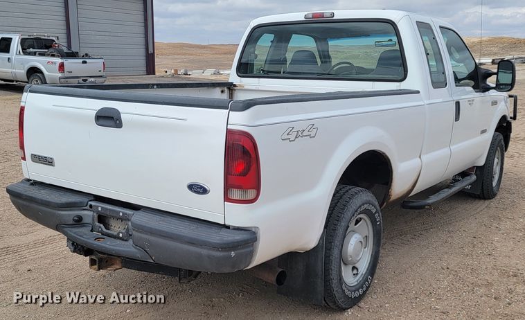 image for item LV9395 2006 Ford F250 Super Duty XL  SuperCab pickup truck