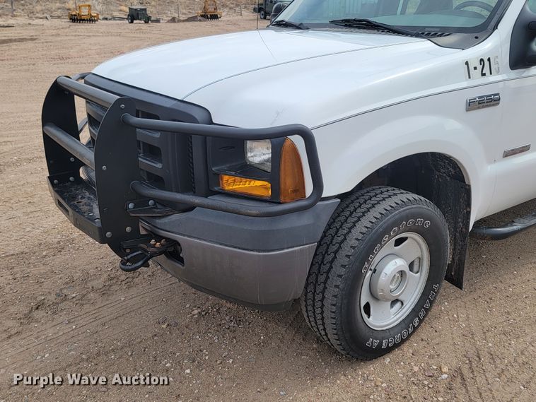 image for item LV9395 2006 Ford F250 Super Duty XL  SuperCab pickup truck