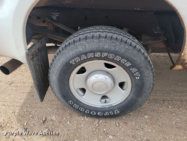 image for item LV9395 2006 Ford F250 Super Duty XL  SuperCab pickup truck