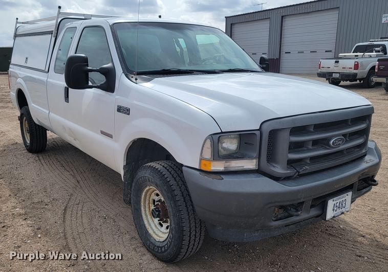 image for item LV9396 2004 Ford F350 Super Duty XL  SuperCab pickup truck