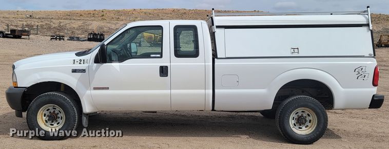 image for item LV9396 2004 Ford F350 Super Duty XL  SuperCab pickup truck