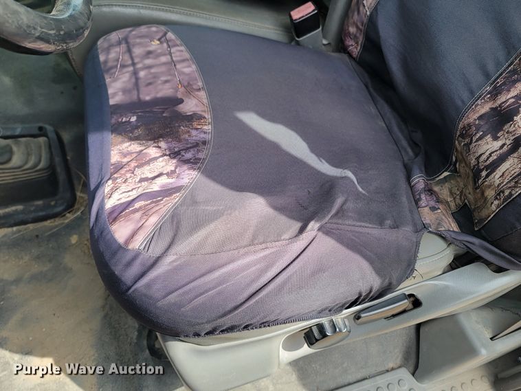 image for item LV9396 2004 Ford F350 Super Duty XL  SuperCab pickup truck