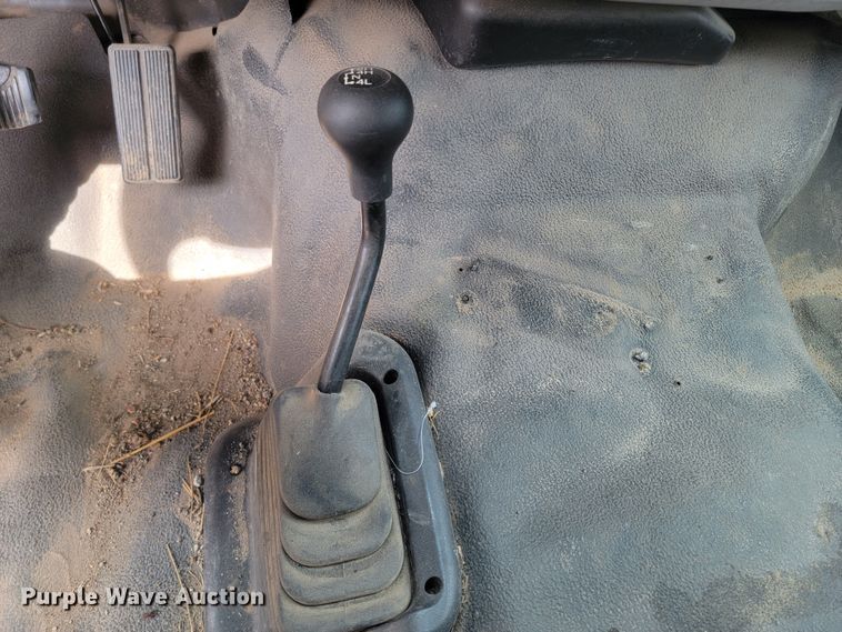 image for item LV9396 2004 Ford F350 Super Duty XL  SuperCab pickup truck