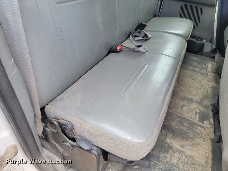 image for item LV9396 2004 Ford F350 Super Duty XL  SuperCab pickup truck