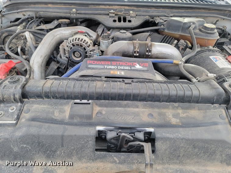 image for item LV9396 2004 Ford F350 Super Duty XL  SuperCab pickup truck