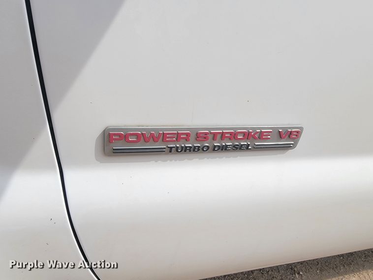 image for item LV9396 2004 Ford F350 Super Duty XL  SuperCab pickup truck