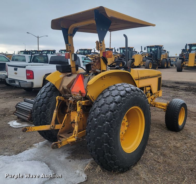 image for item LV9398 1995 John Deere 5300  tractor