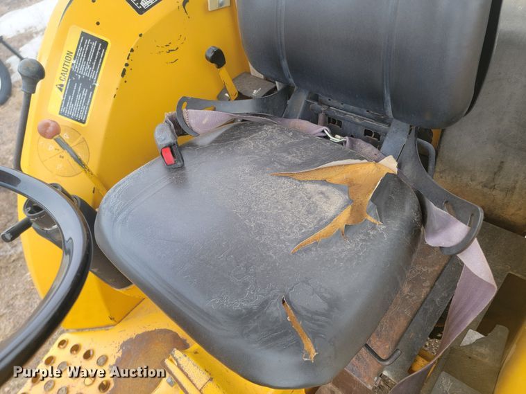 image for item LV9398 1995 John Deere 5300  tractor