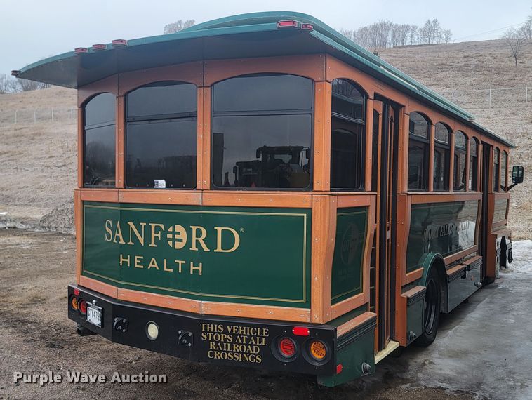 image for item LV9399 2000 Chance Coach AH-28  trolley