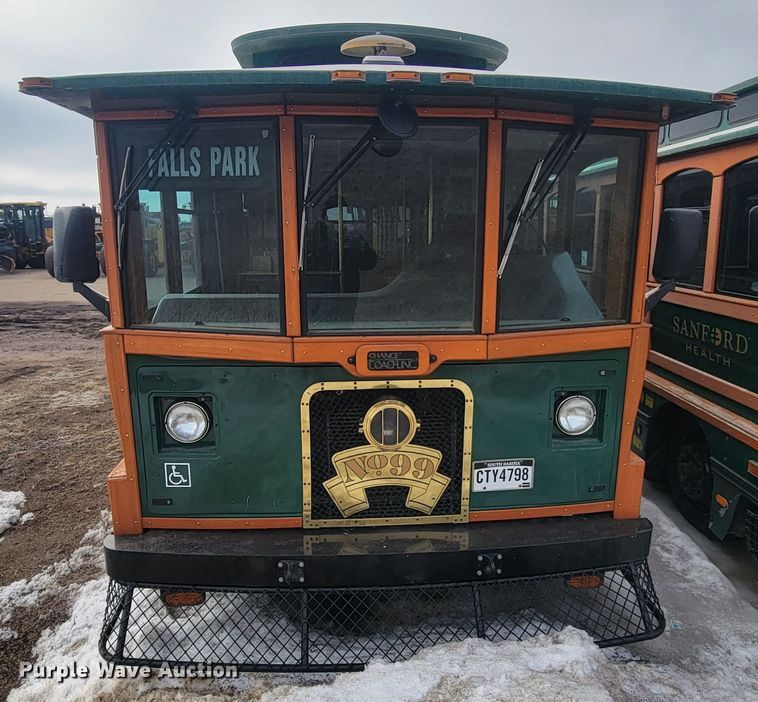 image for item LV9400 2000 Chance Coach AH-28  trolley