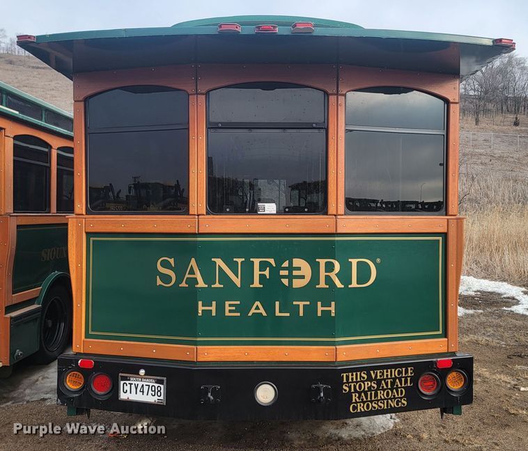 image for item LV9400 2000 Chance Coach AH-28  trolley