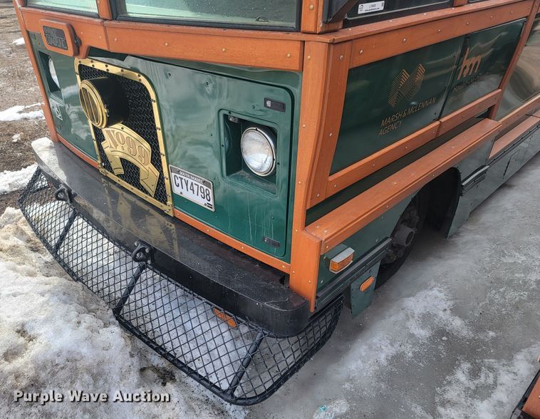 image for item LV9400 2000 Chance Coach AH-28  trolley