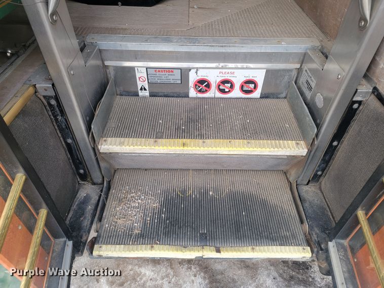 image for item LV9400 2000 Chance Coach AH-28  trolley