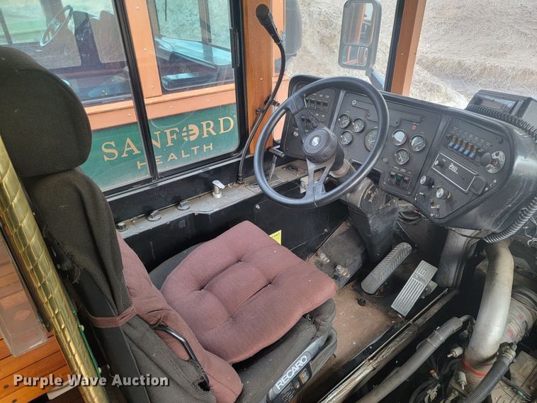 image for item LV9400 2000 Chance Coach AH-28  trolley