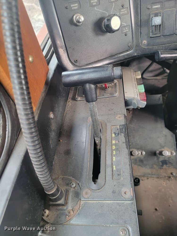 image for item LV9400 2000 Chance Coach AH-28  trolley