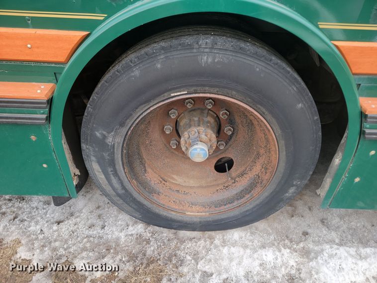 image for item LV9400 2000 Chance Coach AH-28  trolley