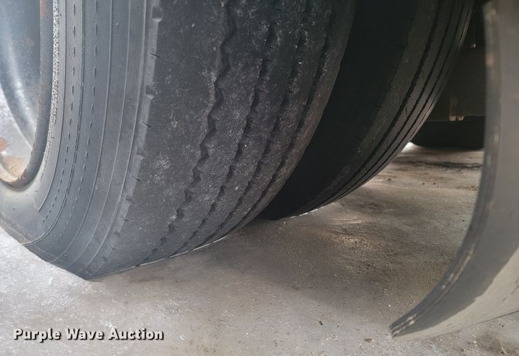 image for item LV9400 2000 Chance Coach AH-28  trolley