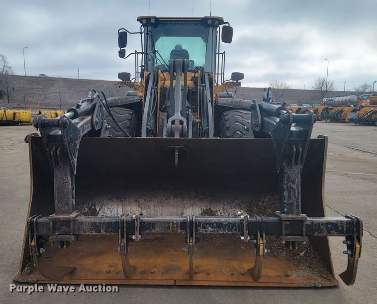 image for item LV9402 2015 Volvo L110H  high lift wheel loader