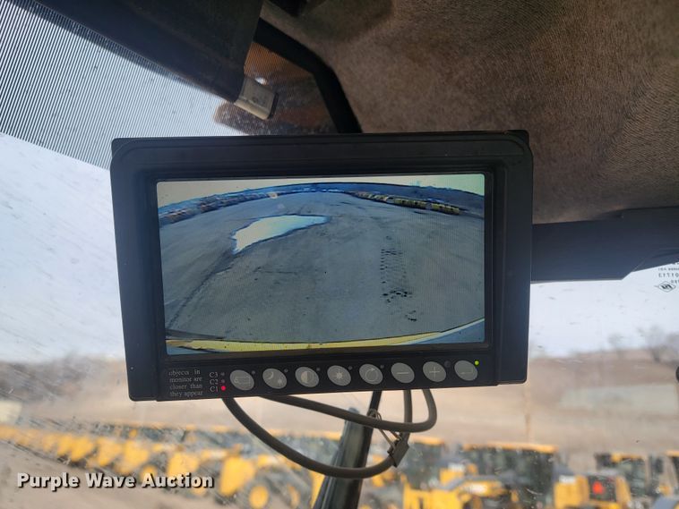 image for item LV9402 2015 Volvo L110H  high lift wheel loader