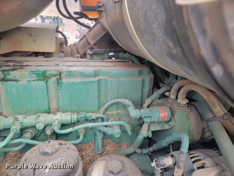 image for item LV9402 2015 Volvo L110H  high lift wheel loader