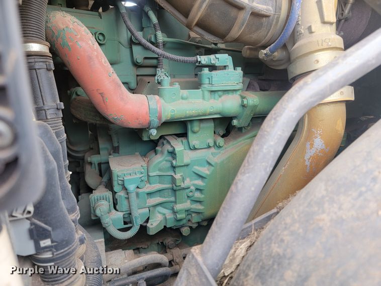 image for item LV9402 2015 Volvo L110H  high lift wheel loader