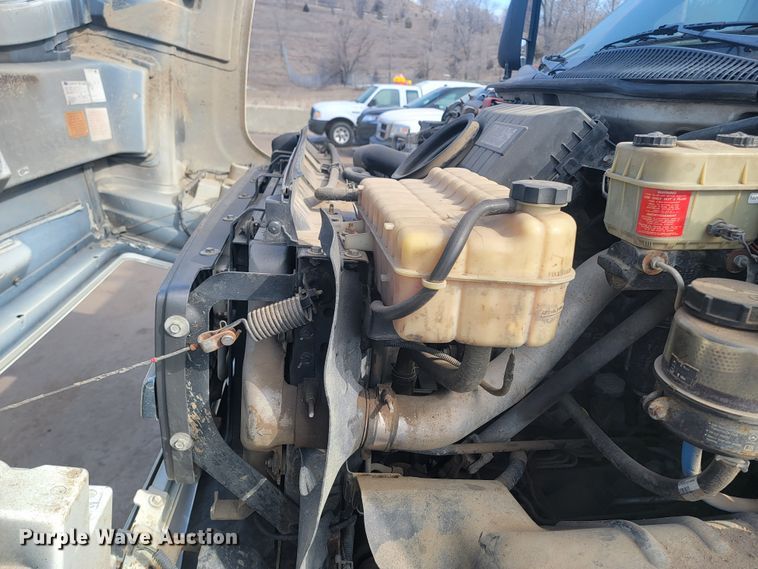 image for item LV9403 2008 Chevrolet C4500  shuttle bus