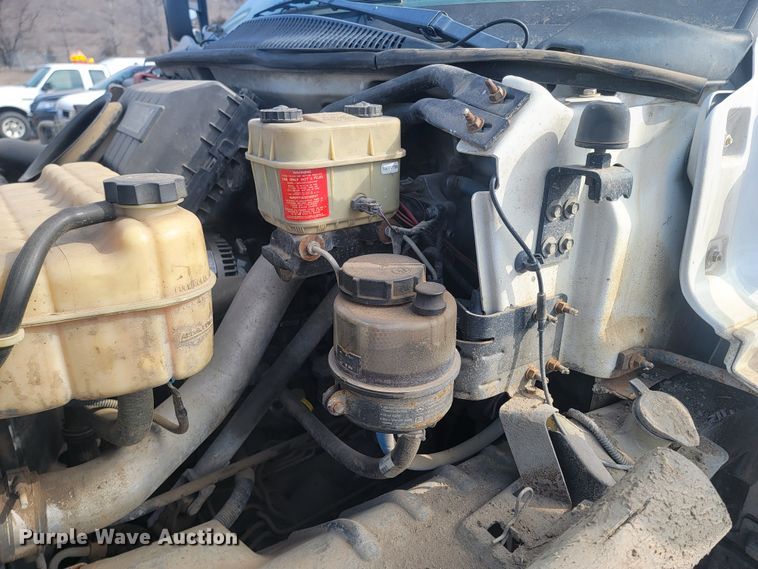 image for item LV9403 2008 Chevrolet C4500  shuttle bus