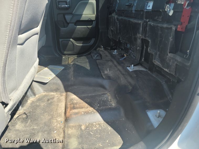 image for item LV9406 2017 Chevrolet Silverado 2500HD  Double Cab pickup truck cab and chassis