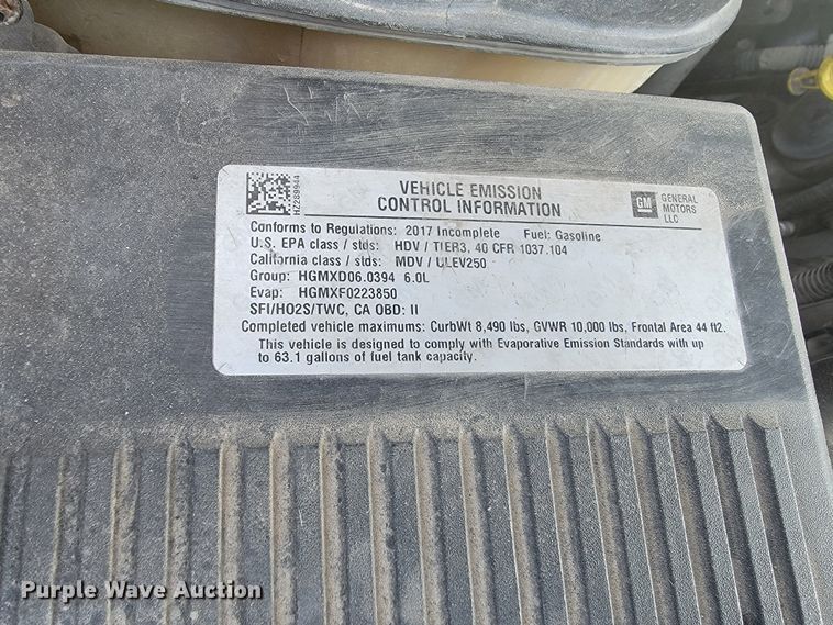 image for item LV9406 2017 Chevrolet Silverado 2500HD  Double Cab pickup truck cab and chassis