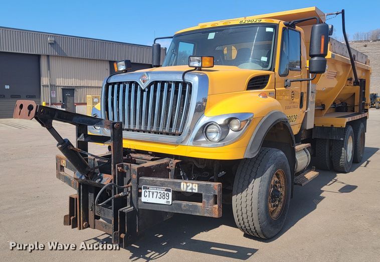 image for item LV9407 2012 International WorkStar 7500  dump truck