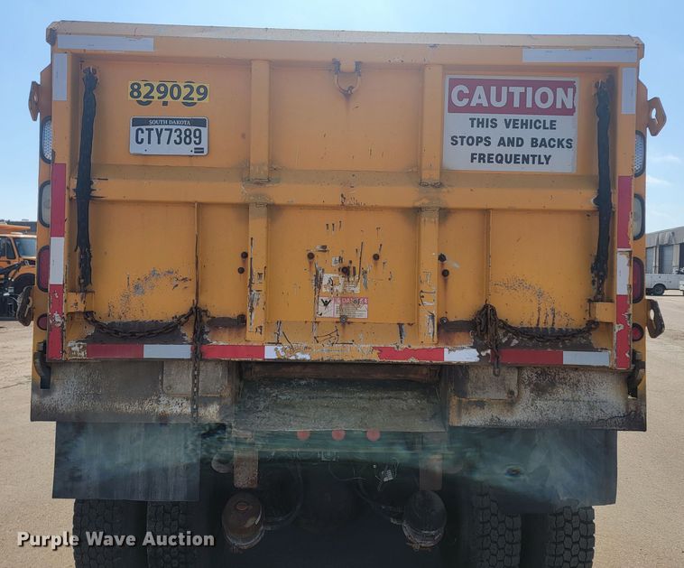 image for item LV9407 2012 International WorkStar 7500  dump truck