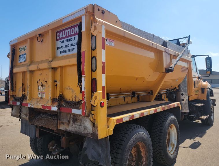 image for item LV9407 2012 International WorkStar 7500  dump truck