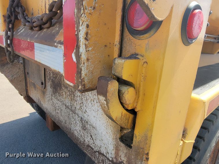 image for item LV9407 2012 International WorkStar 7500  dump truck