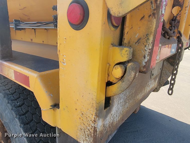 image for item LV9407 2012 International WorkStar 7500  dump truck