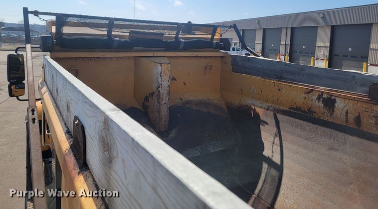 image for item LV9407 2012 International WorkStar 7500  dump truck