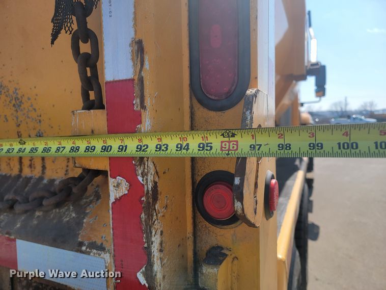 image for item LV9407 2012 International WorkStar 7500  dump truck