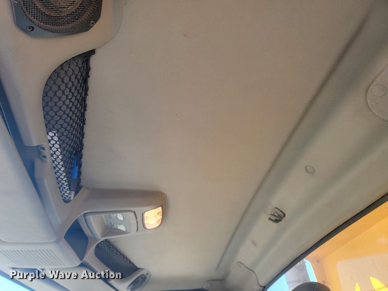 image for item LV9407 2012 International WorkStar 7500  dump truck