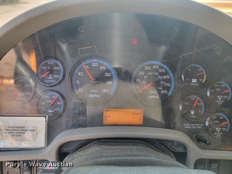 image for item LV9407 2012 International WorkStar 7500  dump truck