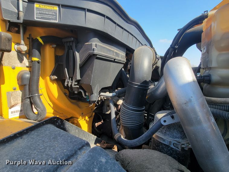 image for item LV9407 2012 International WorkStar 7500  dump truck