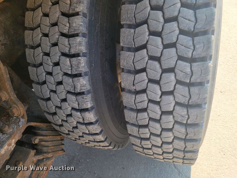 image for item LV9407 2012 International WorkStar 7500  dump truck