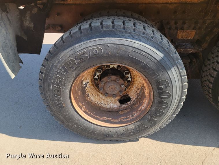 image for item LV9407 2012 International WorkStar 7500  dump truck