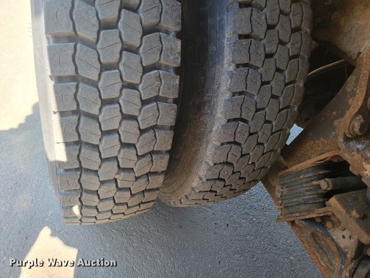 image for item LV9407 2012 International WorkStar 7500  dump truck