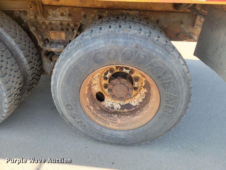 image for item LV9407 2012 International WorkStar 7500  dump truck