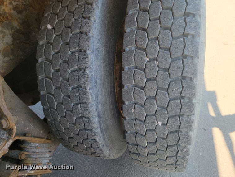 image for item LV9407 2012 International WorkStar 7500  dump truck