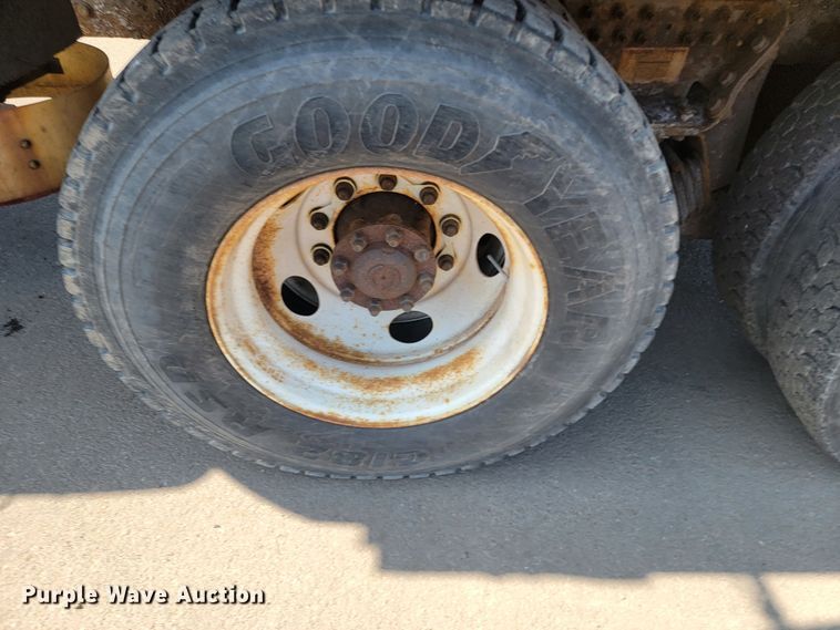 image for item LV9407 2012 International WorkStar 7500  dump truck