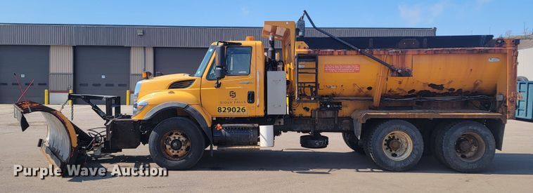 image for item LV9408 2008 International WorkStar 7400  dump truck